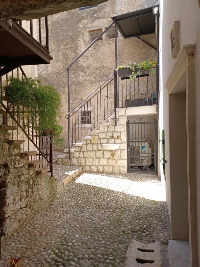 Apartamento Dependance Malcesine Exterior foto
